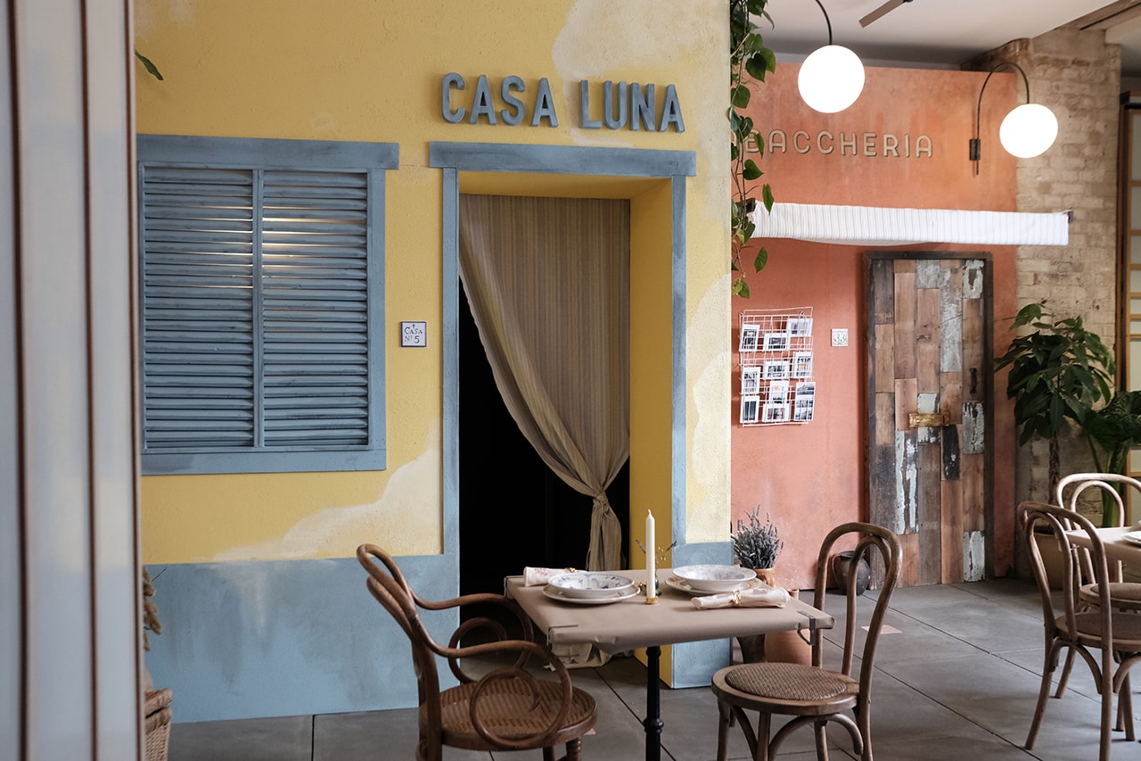 Alighieri Old Town pop-up