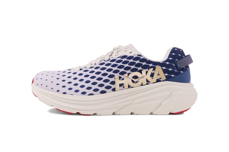 hoka trail trainers