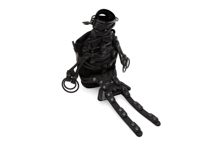 INNERRAUM Crafts Black Robot Messenger Bag