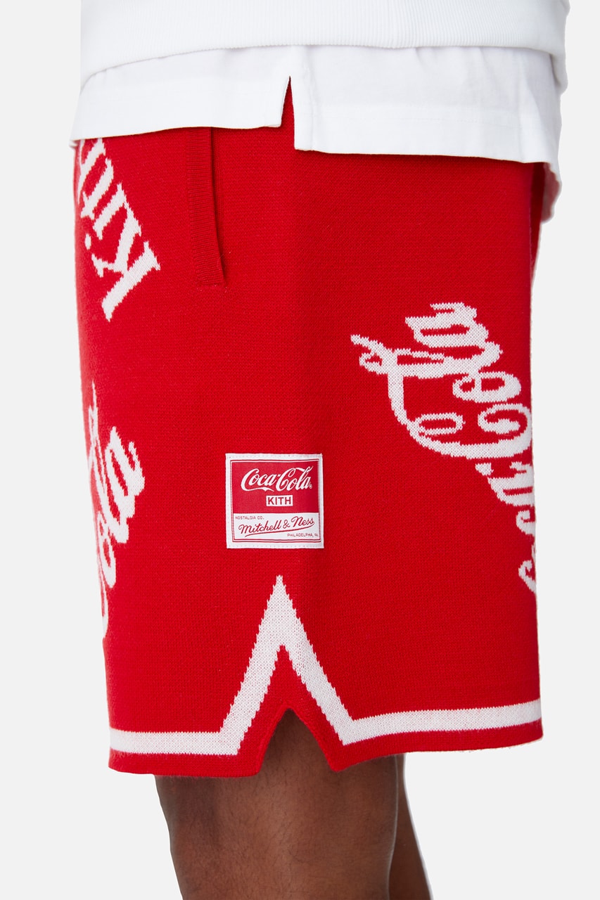 Những họa tiết của items trong Kith X Coca-Cola Season 5