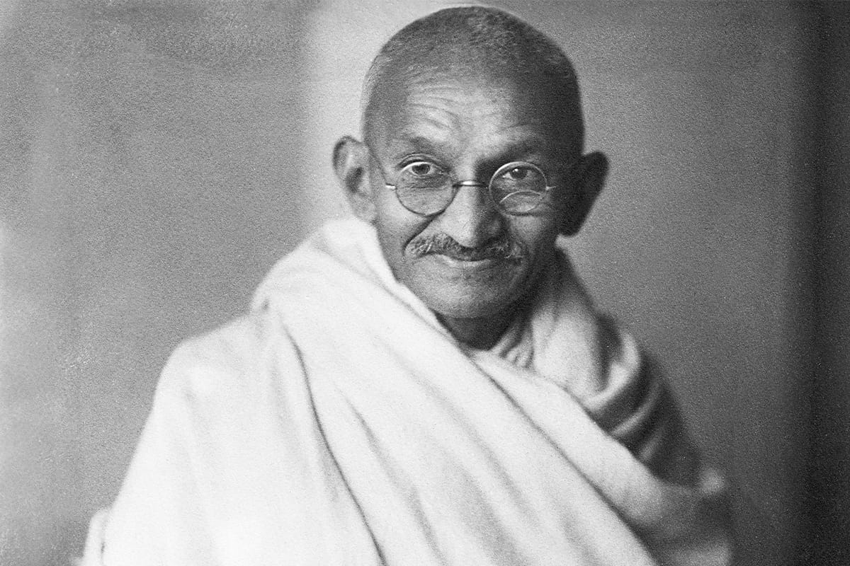 Gandhi's glasses sell for RM1.42 million at auction | Best2Bid.com