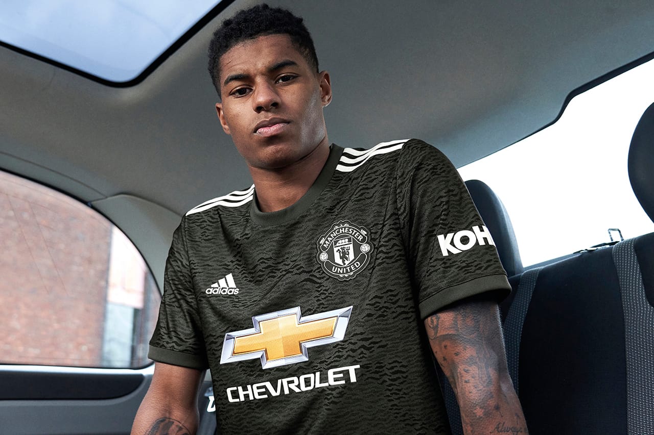 manchester united black and white jersey