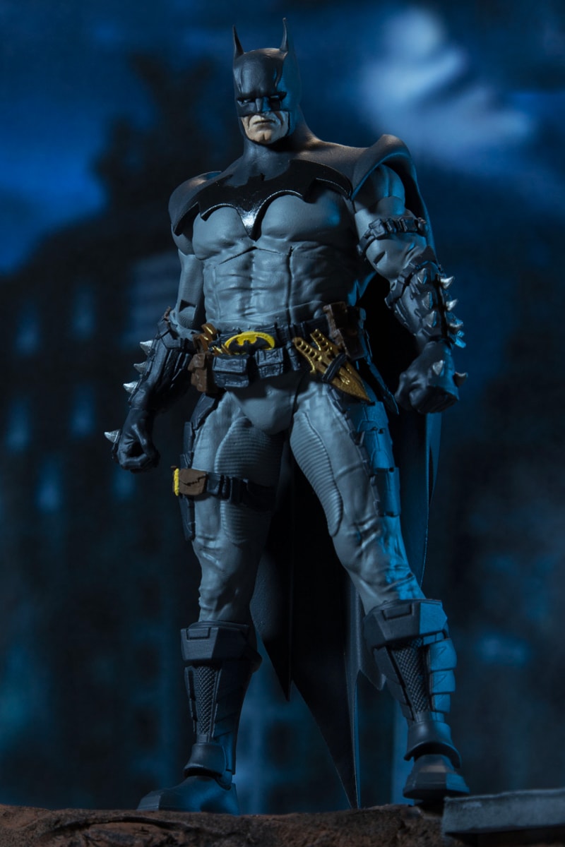 McFarlane Toys Batman Action Figure Todd McFarlane DC DC Multiverse Batman Gold Label Collection Bruce Wayne 