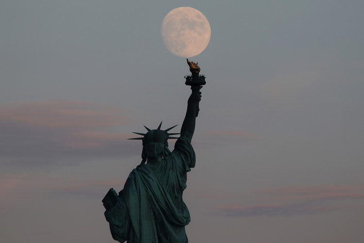 Video Gives Scaled Look at the Moon Compared to Manhattan