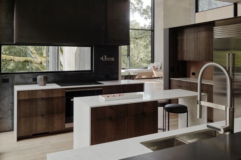 'Miner Road House: Faulkner Architects (Masterpiece Series)' book home design layout