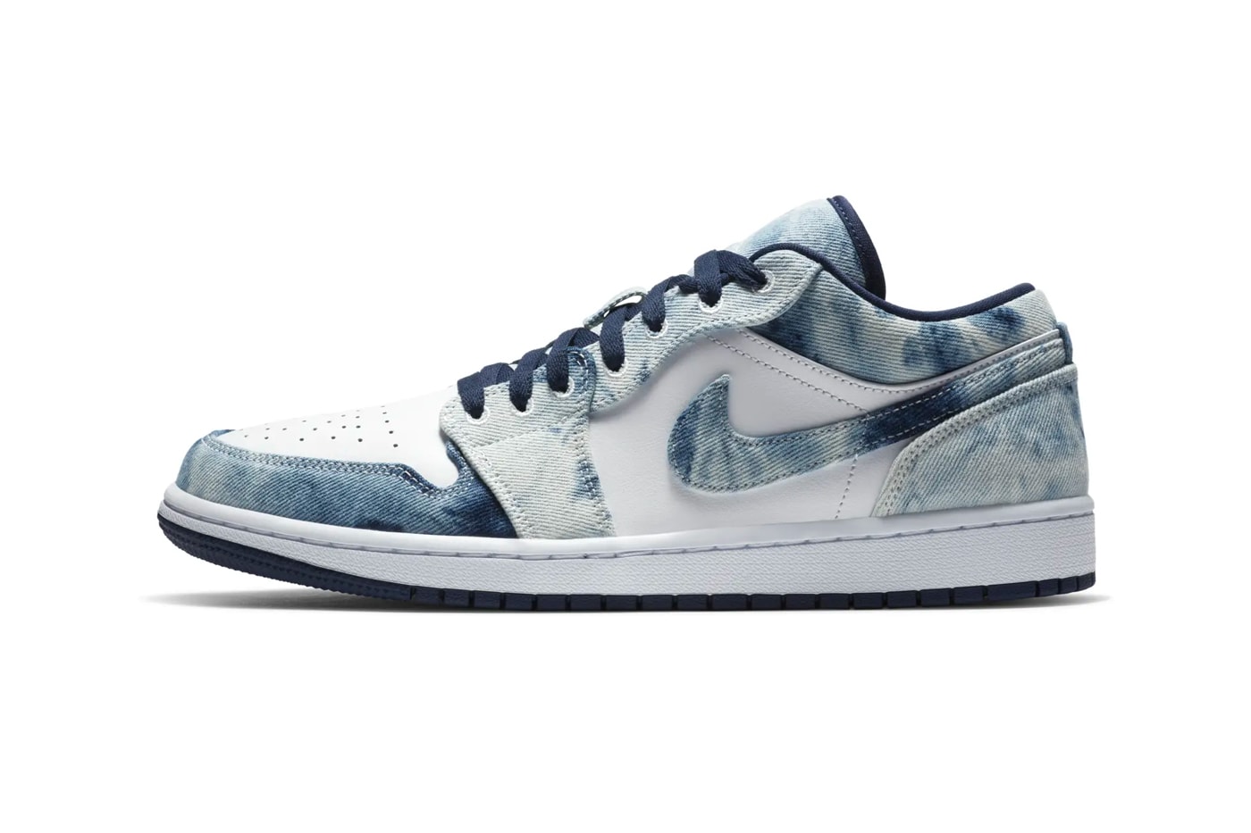 Air Jordan 1 Low Cloudy Washed Demin
