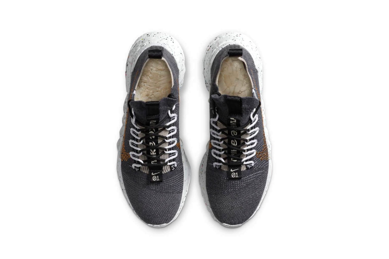 Nike Space Hippie 01 wheat white nhìn từ trên xuống