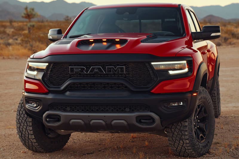 2021 fiat chrysler RAM trucks pickup 1500 trx 2021 702 horsepower
