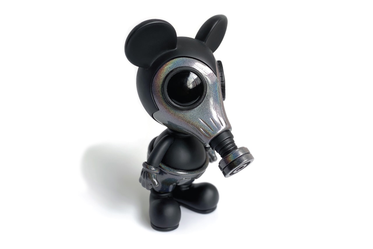 ron english galaxy mousemask murphy toy release compound gallery chris kong set free