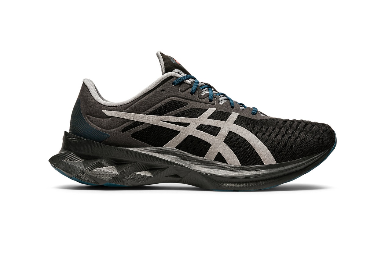 The ASICS NOVABLAST Sneaker Enhances Dynamic Movement Mr Shirley Black Cyan