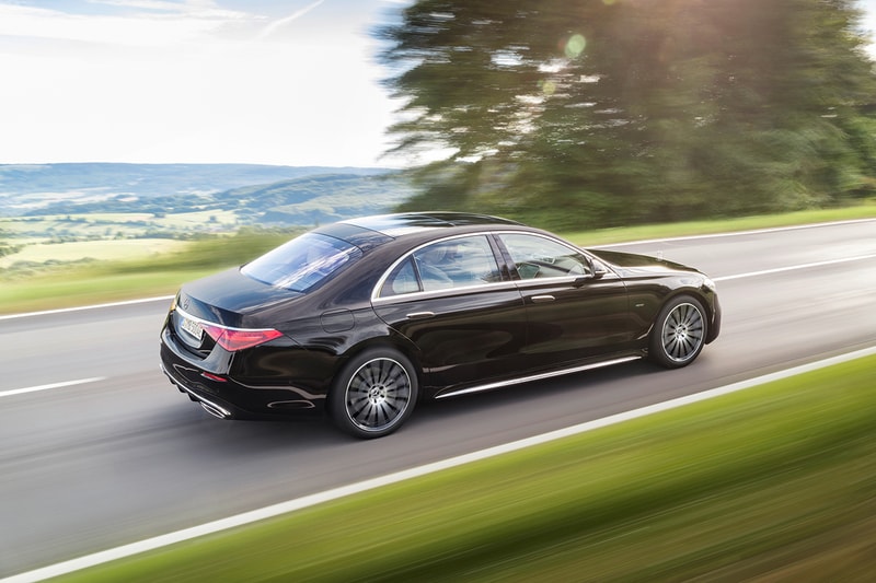 2021 Mercedes-Benz S-Class Revealed Closer Look German Automotive Luxury Saloon Car Power Performance Tech Updates Upgrades Styling S500 S580 $100000 USD 4.0-liter twin-turbo V8