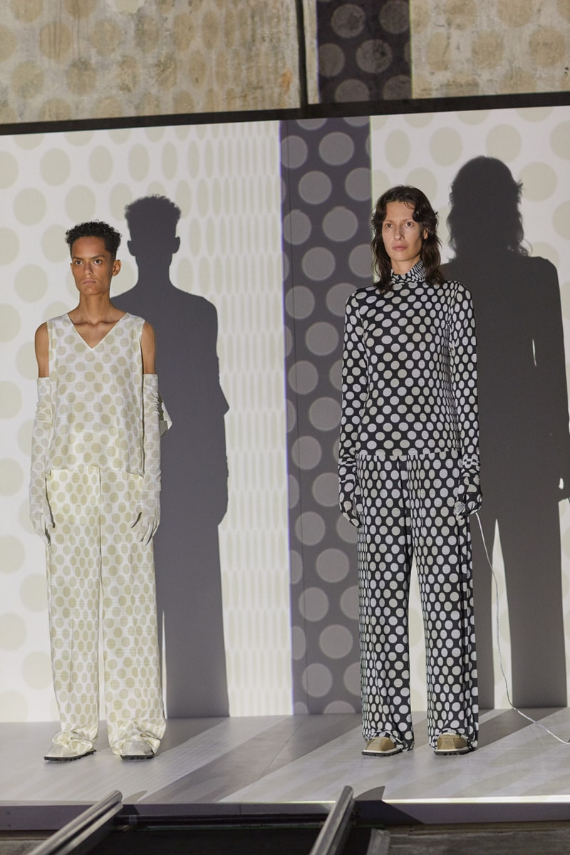 MM6 Maison Margiela Spring/Summer 2021 Collection lookbook ss21 martin menswear accessories tabi shoes sneakers womenswear runway show collaboration