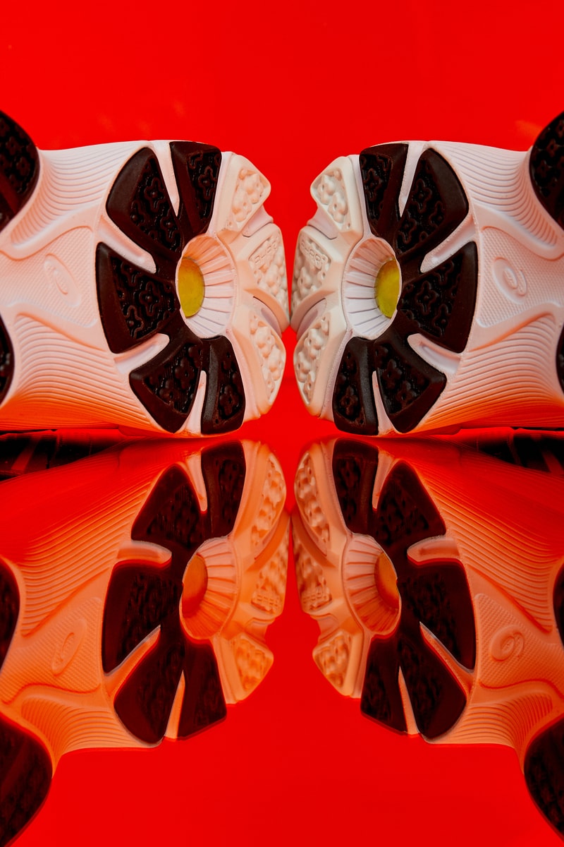 FLYTEFOAM™ Propel system GEL™ technology GEL-HELIOS™ running shoe trainer archives green gray premium suedes upper midsole construction airmesh