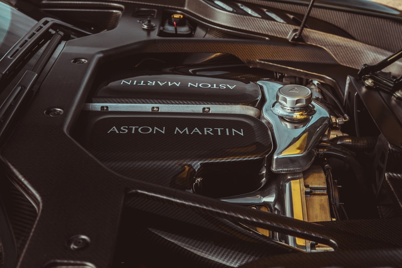 Aston Martin Victor by Q Customization Program Custom Unique British Supercar Hypercar 7.3 Liter V12 836 BHP One-77 Vulcan One-Off Build Concours of Elegance Hampton Court Palace