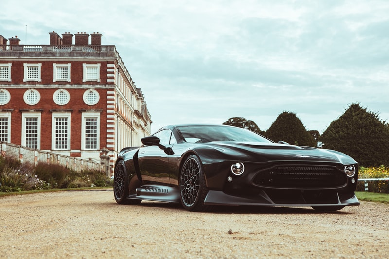Aston Martin Victor by Q Customization Program Custom Unique British Supercar Hypercar 7.3 Liter V12 836 BHP One-77 Vulcan One-Off Build Concours of Elegance Hampton Court Palace