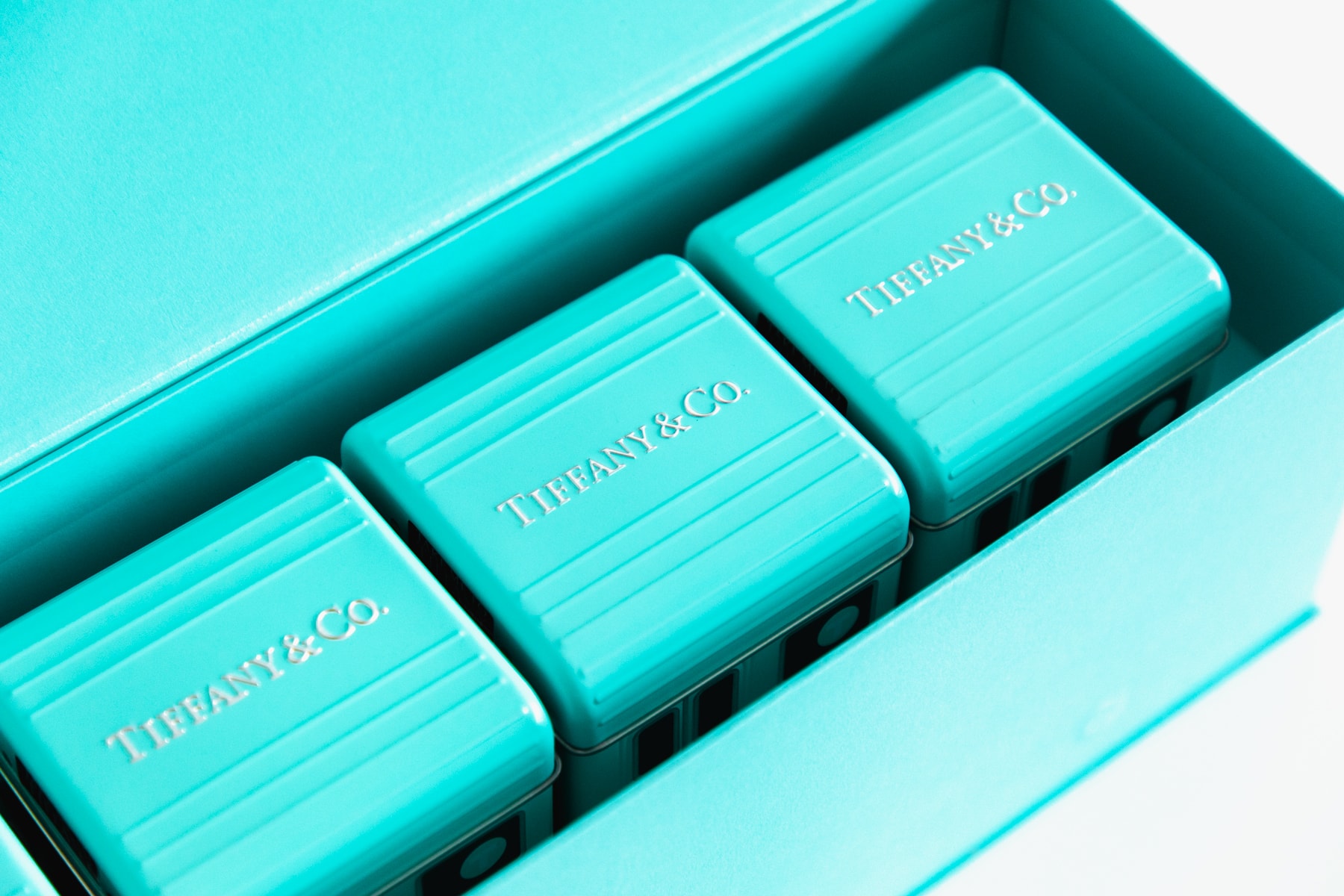 The most luxurious mooncake box 🥮🎁 Louis Vuitton Vivienne Music