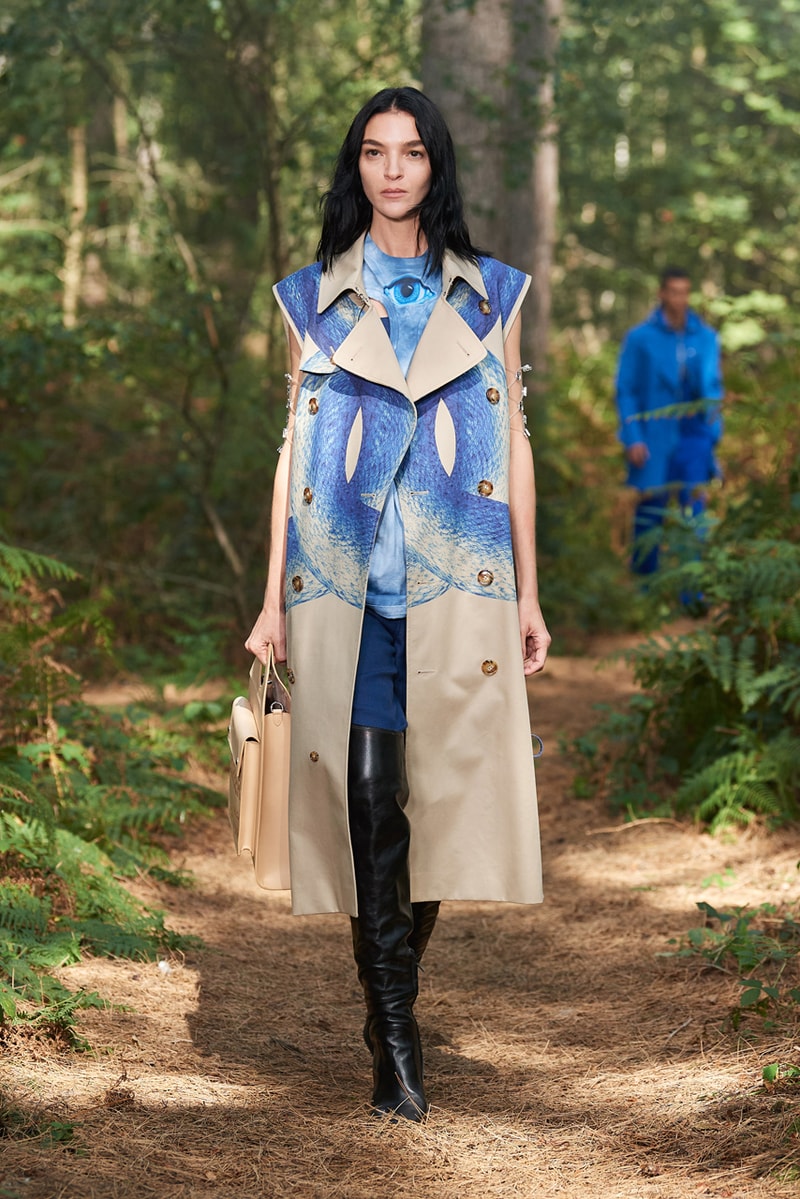 Burberry Spring/Summer 2021 Runway Collection ss21 in bloom riccardo tisci mens womens twitch anne imhof Erykah Badu, Rosalía, Steve Lacy Bella Hadid 