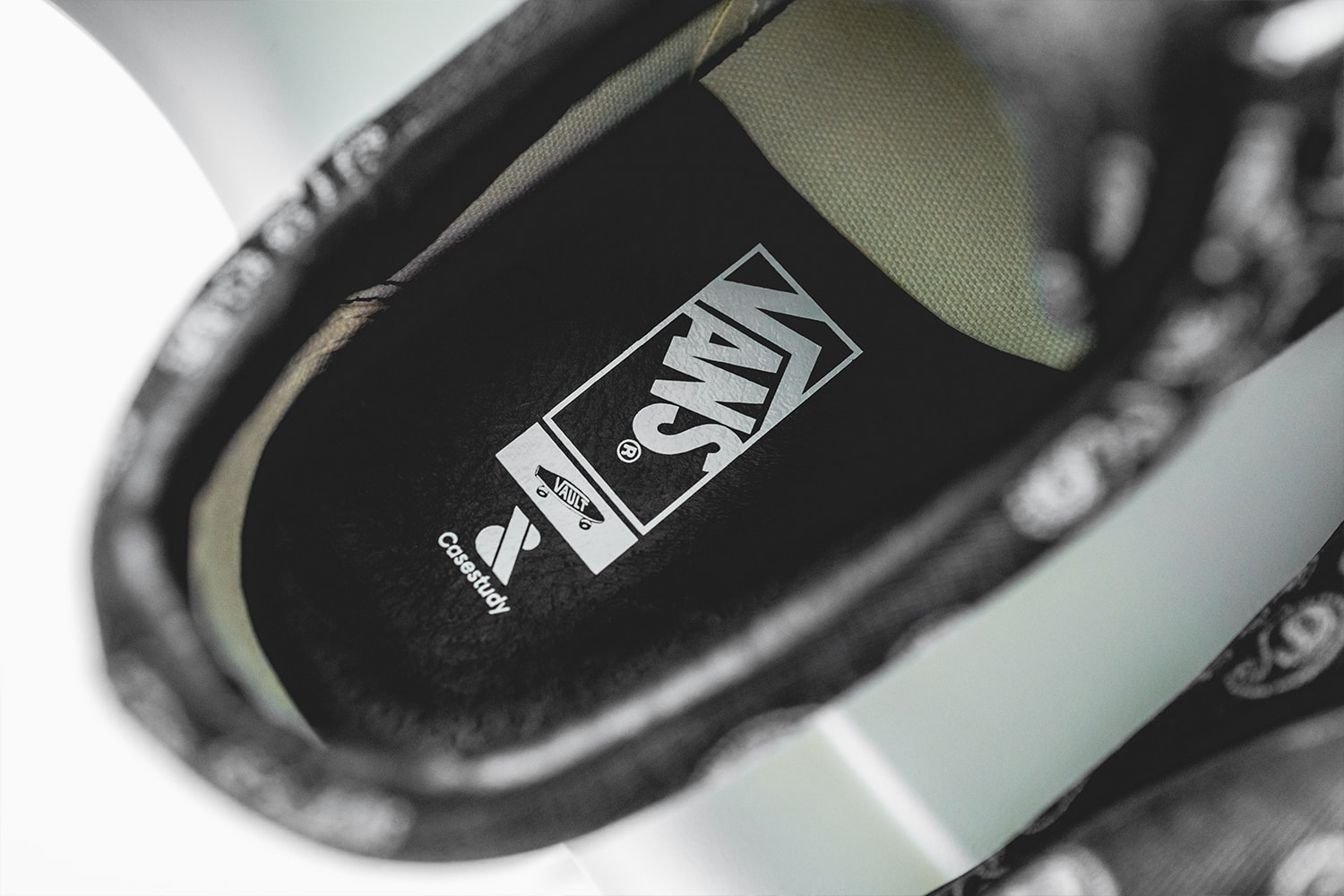 Case Study x Vault by Vans Paisley Old Skool Boontheshop sneaker kicks footwear South Korea old skool  