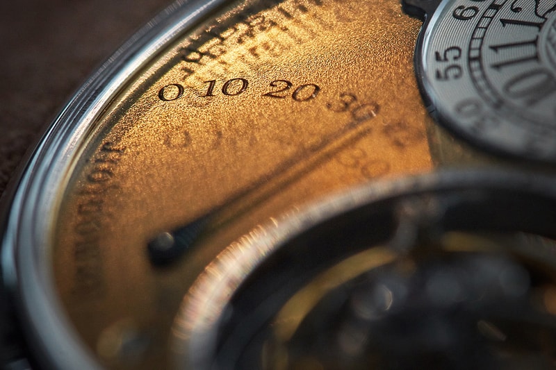 F.P.Journe A COLLECTED MAN Info Pre-Souscription Chronomètre à Résonance  François-Paul Journe Tourbillon Souverain 99T