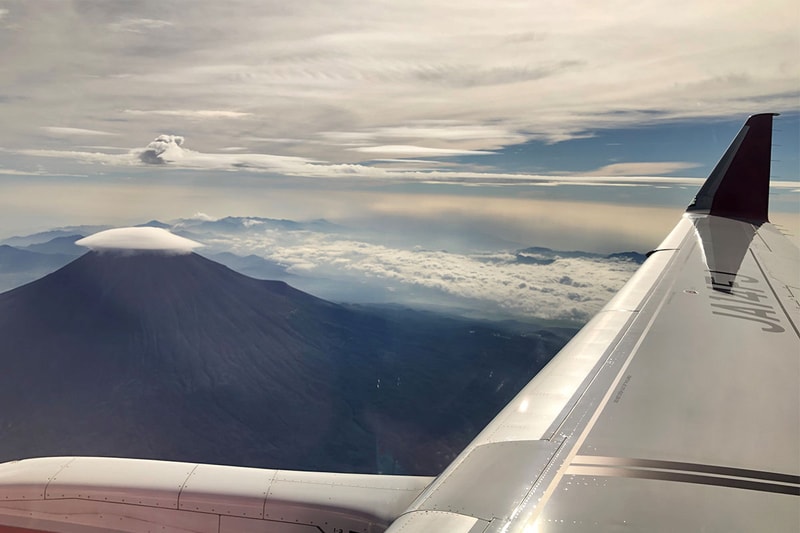 japan mount fuji dream airlines sightseeing travel flight experience tour 