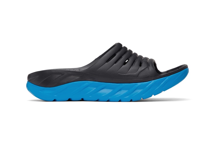 HOKA ONE ONE's ORA RECOVERY SLIDE Is a Cozy Sandal To Wear at Home After a Long Run