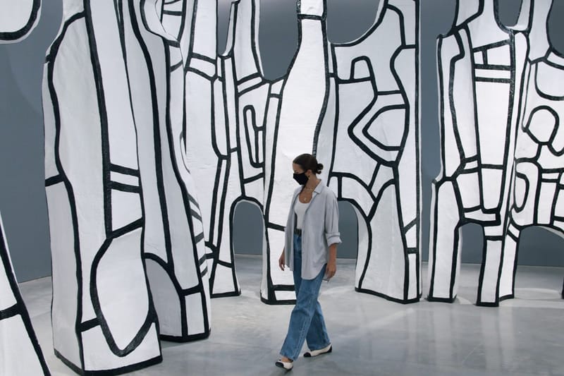Pace Gallery Displays Jean Dubuffet's Monolithic 'Le cirque' Installation