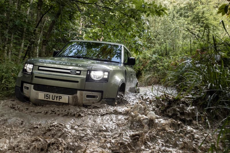 land rover defender p400e plug in hybrid electric car vehicle off road 4v4 four wheel drive 