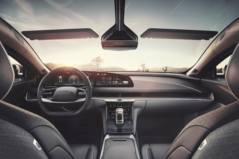 Lucid Motors Lucid Air Official Unveiled First Look EV Electric Cars Vehicles 517 Mile Range Mid Sized Family Sedan Luxury Car Automotives