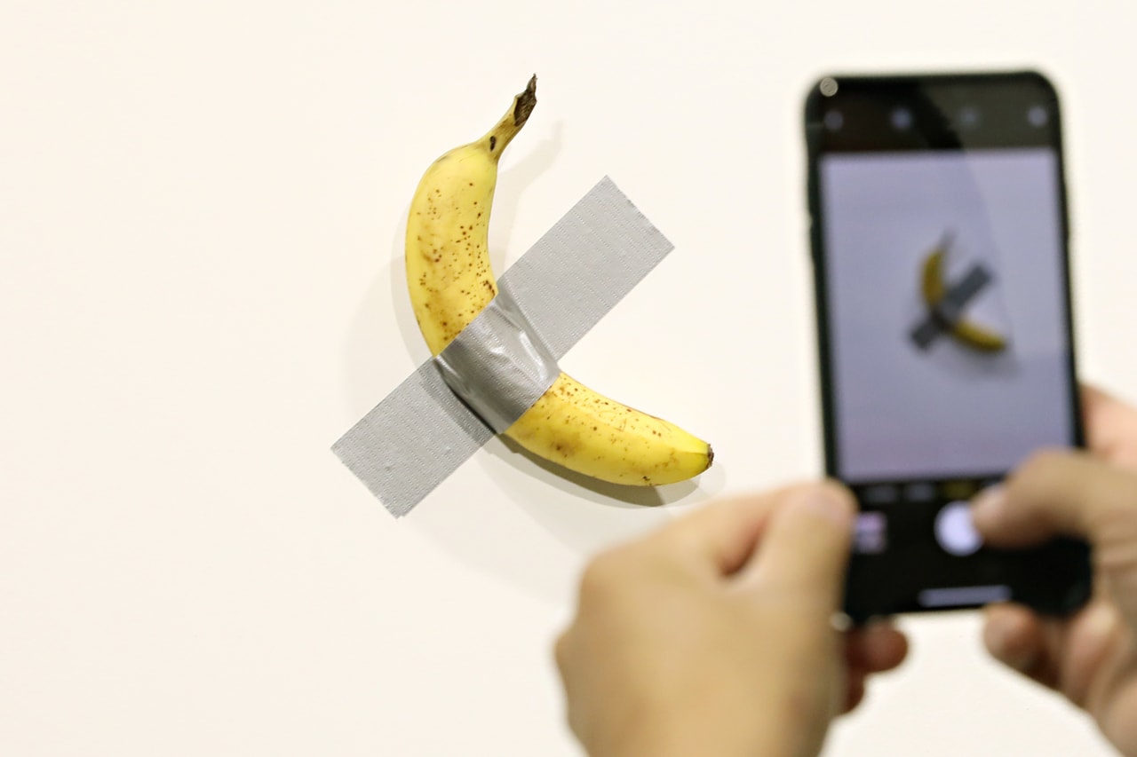 Bananas are a contemporary mirror. Maurizio Cattelan in