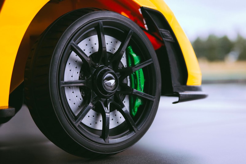 McLaren Senna Ride-On Electric Toy Car Release black Mira orange Vega blue Memphis red white yellow green