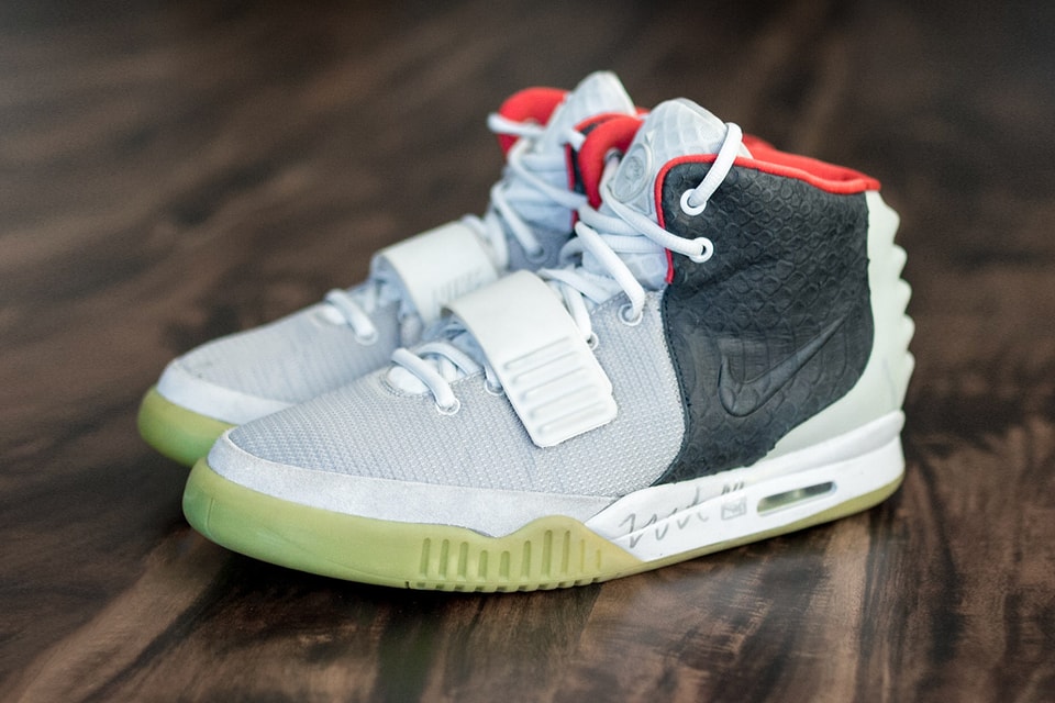 Yeezy 2 nike store Clearance