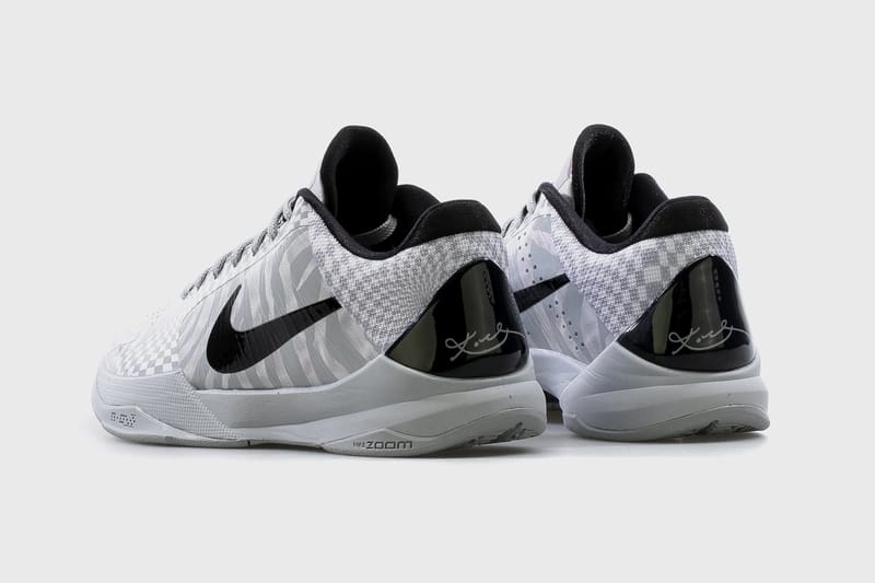 kobe v protro pe demar derozan