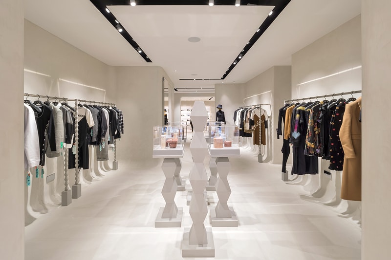 Off-White™ virgil abloh london sloane street knightsbridge store details opening look inside andew taylor parr