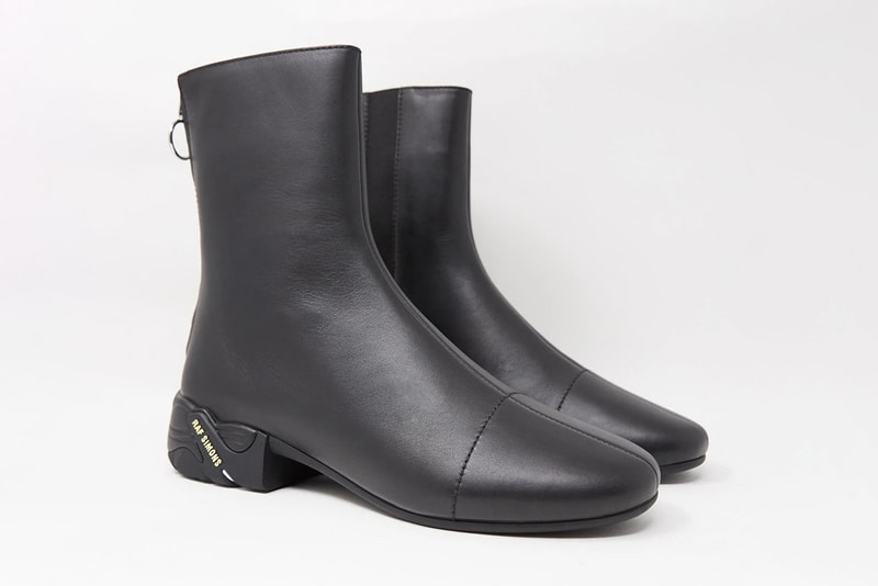 Raf Simons Fall/Winter 2020 (RUNNER) Collection shoes boots sneakers slip on loafer fw20 cylon antei solaris-2 2001-2 202-984A-45002-00099 202-983A-45001-00099 202-986A-45008-01070 202-985A-45007-00099