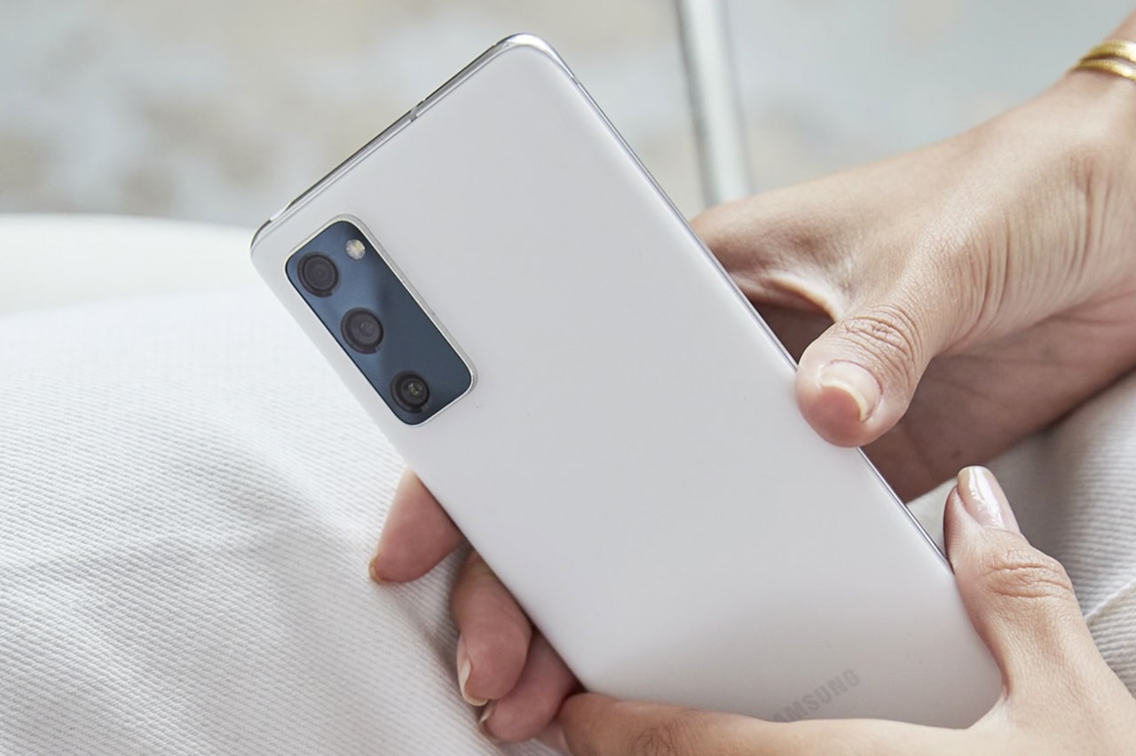 Samsung Unveils Galaxy S Fe For Every Fan Hypebeast Samsung Unveils Galaxy S Fe For Every Fan Hypebeast