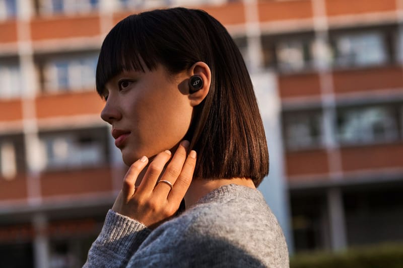 momentum earbuds