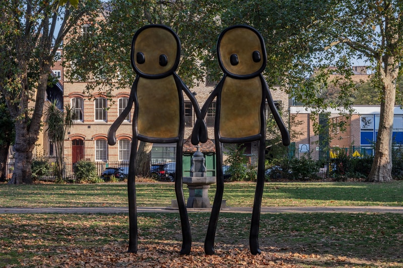 stik holding hands public sculpture london united kingdom artworks