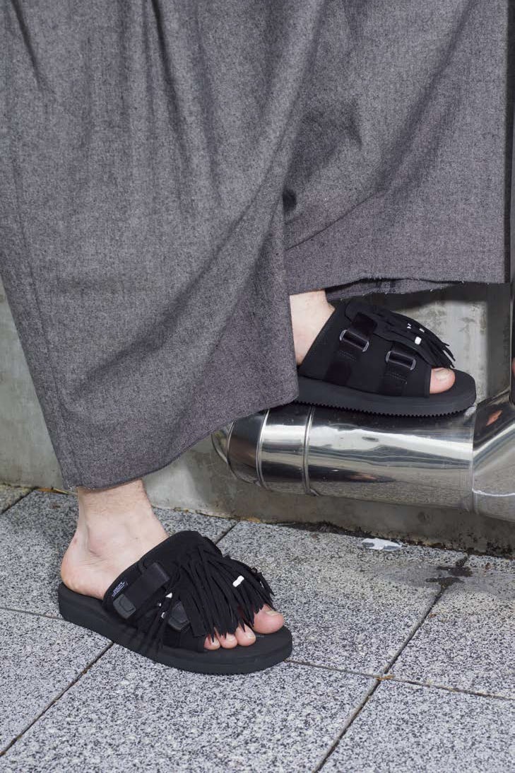 Suicoke Fall/Winter 2020 Collection Lookbook fw20 campaign shoes sandals japan men women collaboration