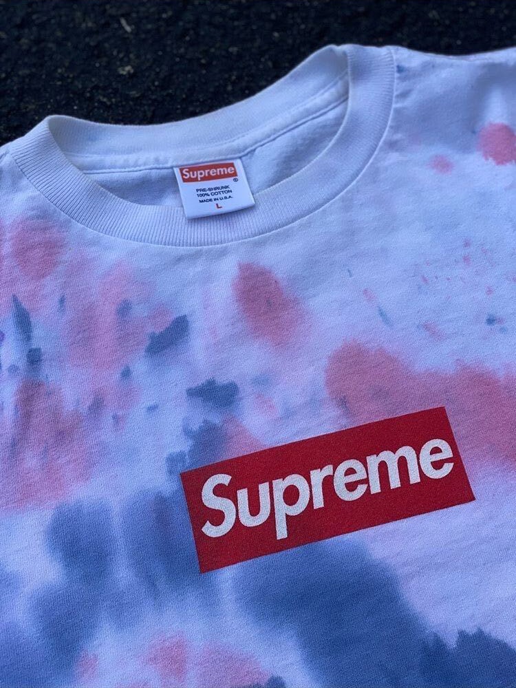 シュプリームの激レアボックスロゴTシャツが550万超えで落札 Supreme Tie-Dye Box Logo $52,000 USD Auction sale interview max miller supgrails hyp lil keed friends family tee shirt bogo bid sample