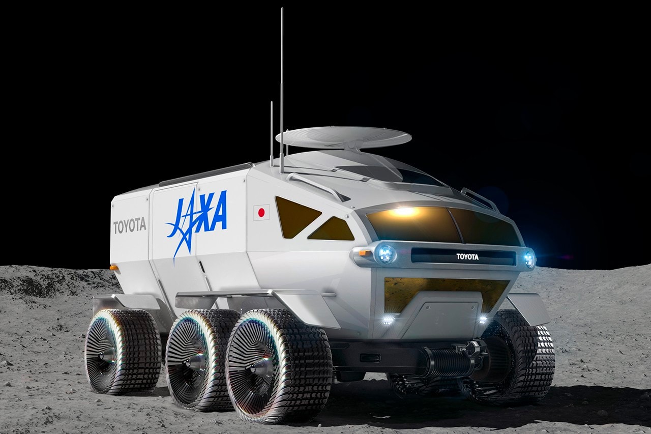 Toyota's Four Seater Moon Rover Named Lunar Cruiser the Japan Aerospace Exploration Agency jaxa land cruiser vehicle fcv fuel cell technology