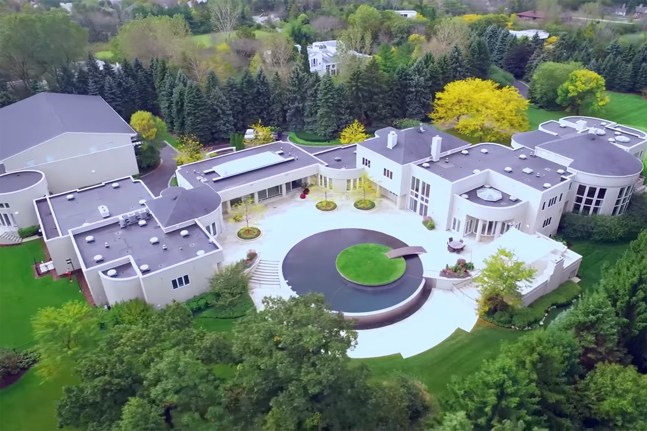 트래비스 스콧의 ‘FRANCHISE’ MV 속 마이클 조던 저택 살펴보기, M.I.A., 엠아이에이, 영 떡, 시카고 불스, 라스트 댄스