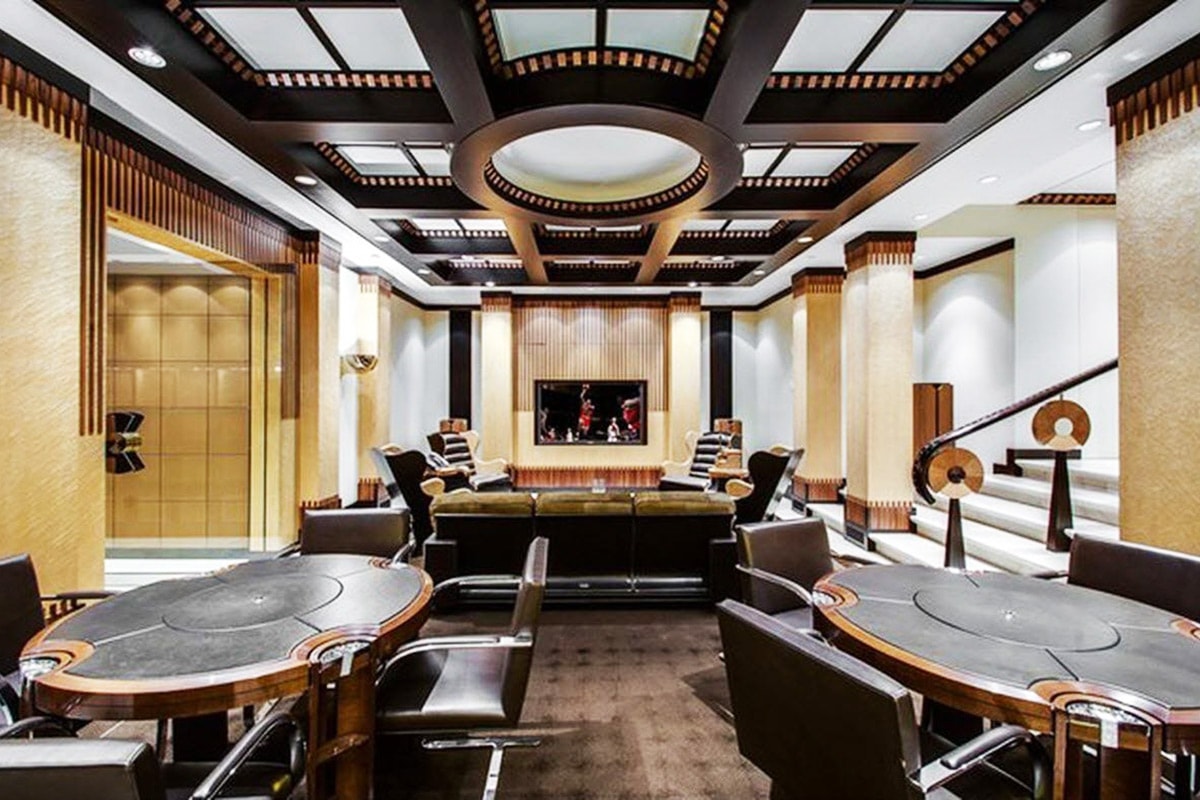 트래비스 스콧의 ‘FRANCHISE’ MV 속 마이클 조던 저택 살펴보기, M.I.A., 엠아이에이, 영 떡, 시카고 불스, 라스트 댄스