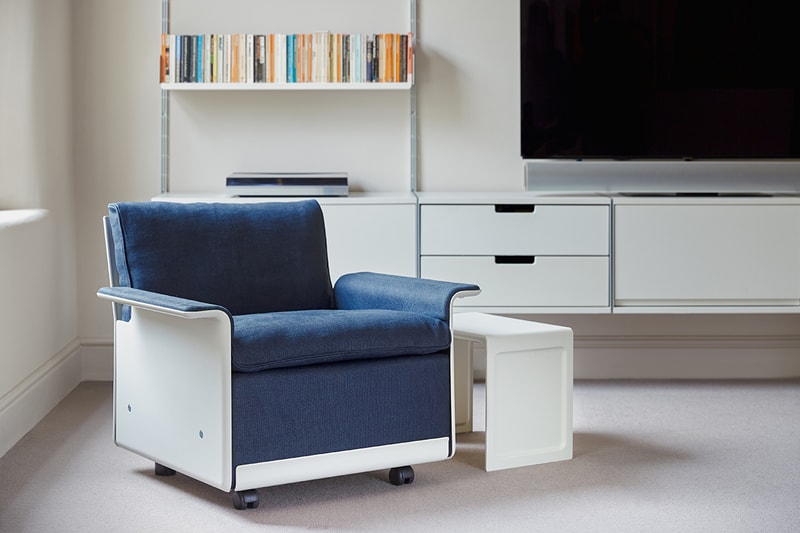 vitsoe vitsœ dieter rams linen upholstery 620 modular chair information release details buy cop purchase 