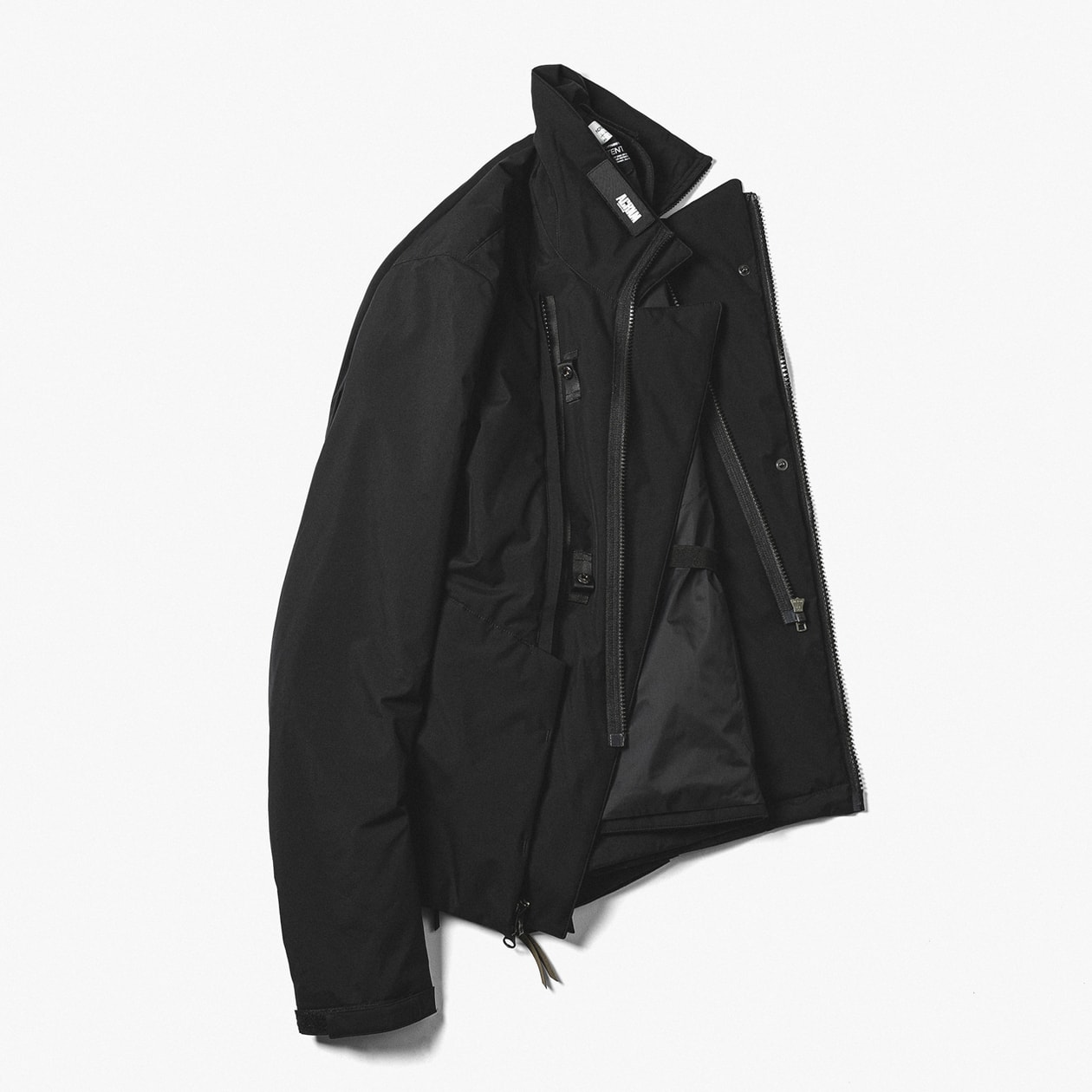 ACRONYM Fall/Winter 2020 Collection Editorial droplist fw20 errolson hugh hbx web store buy 2L GORE-TEX INFINIUM WINDSTOPPER RIDER JACKET SCHOELLER DRYSKIN DRAWCORD CARGO TROUSER  https://hbx.com/men/brands/acronym/j1l-gt-3l-gore-tex-pro-interops-jacket C1-AM CASHLLAMA SILK MESH CREWNECK SWEATSHIRT  S23-AK CASHLLAMA LONG SLEEVE SWEATER