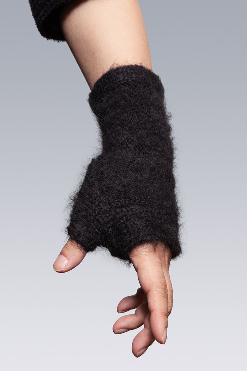 ACRONYM Fall/Winter 2020 FW20 Items Errolson Hugh Munich Michaela Sachenbacher J1B-GT 3L Gore-Tex Pro Interops Jacket 2L Gore-Tex Infinium™ Windstopper® Rider Jacket Hand-Knit Air Jet Crewneck Sweater Suri Alpaca Hand Gaiter Cashllama Long Sleeve Zip Shirt Jacket Hand-Knit Suri Alpaca Neck GaiterCashllama Silk Blend Hand Gaiter