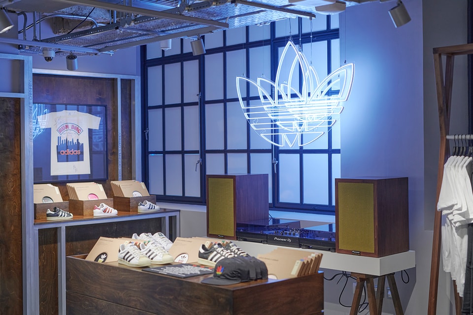 Porcentaje Habitat girasol adidas Originals Opens New London Flagship Store | Hypebeast