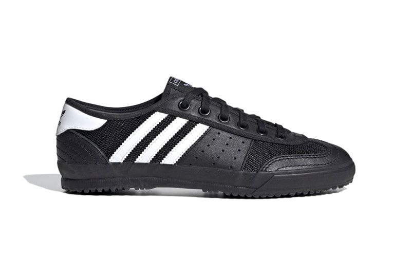 Adidas table tennis sneaker Tischtennis white black indoor shoe Adidas originals German 70s