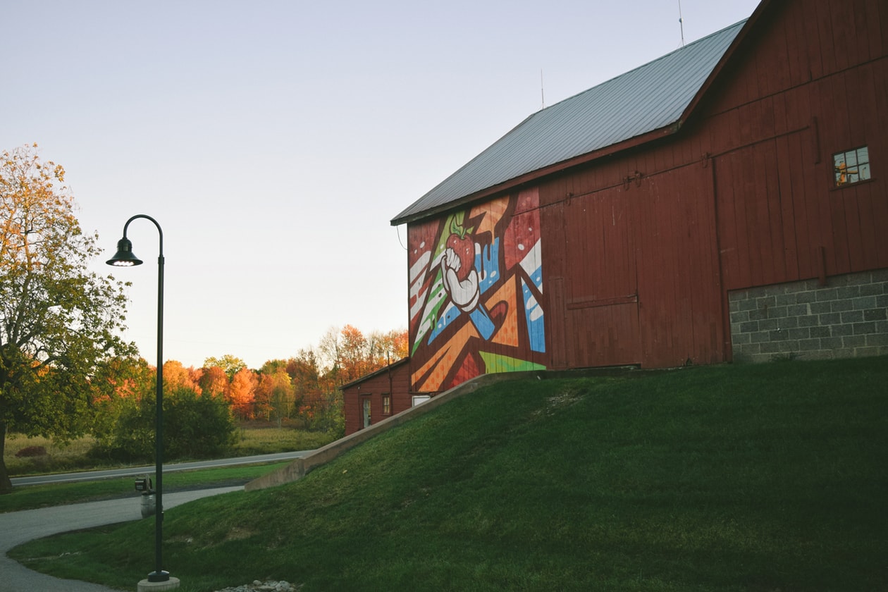 Crisp Apple Unfiltered flavor leading cider spray technique artist mural