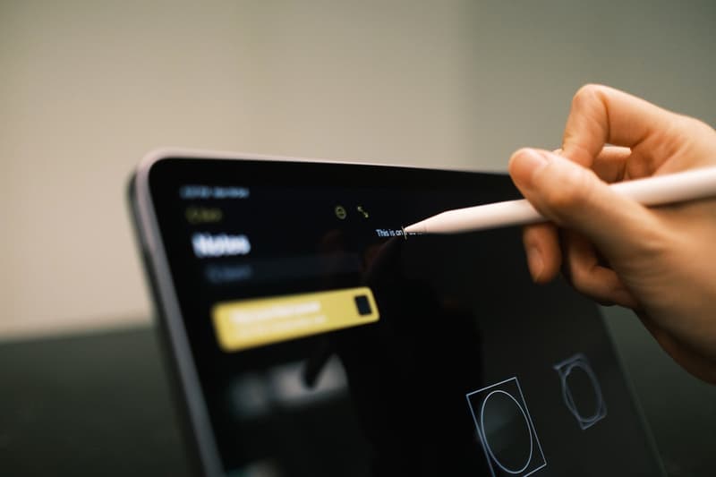 apple ipad air tablet device ipados a14 bionic chip set core features pencil keyboard track pad scribble cpu gpu machine learning accelerators