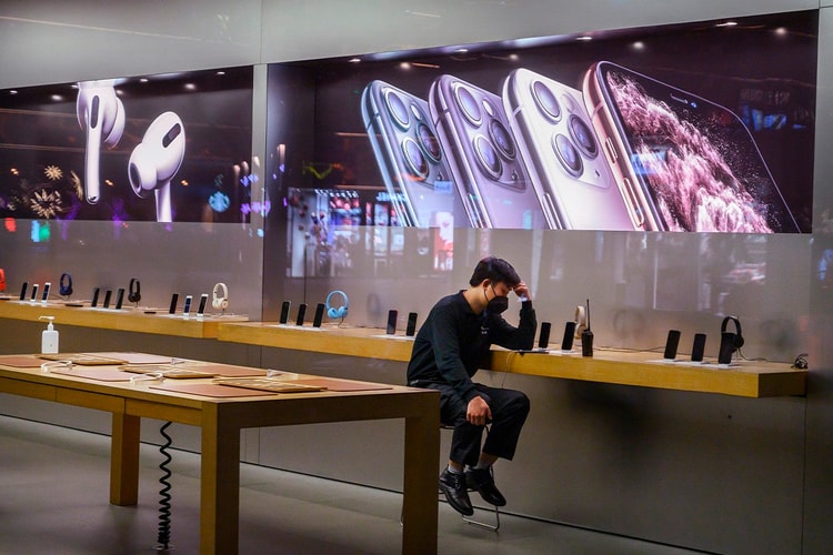 Apple Removes Competing Audio Brands From Its Stores